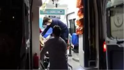 Genç kızların motosiklet macerası hastanede bitti