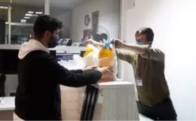 Son dakika haber! Keçiören'de geri dönüşüm hareketi, atık yağlarını getirene çanta hediye Son dakika haber! Keçiören'de geri dönüşüm hareketi, atık yağlarını getirene çanta hediye