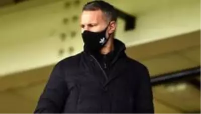 Ryan Giggs tutuklanıp kefaletle serbest bırakıldı, partnerini dövdüğü suçlamasını reddetti Ryan Giggs tutuklanıp kefaletle serbest bırakıldı, partnerini dövdüğü suçlamasını reddetti