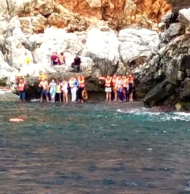 Son Dakika! Alanya'da yaklaşık 30 turistin bulunduğu tur teknesi alabora oldu