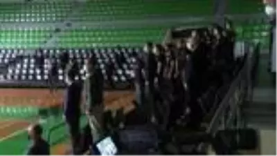 Türk basketbolunun efsanesi Yalçın Granit son yolculuğuna uğurlandı Türk basketbolunun efsanesi Yalçın Granit son yolculuğuna uğurlandı