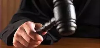 Adil Öksüz: Adil Öksüz'ün saklanmasına yardım eden sanıkların yargılanmasına devam edildi Adil Öksüz: Adil Öksüz'ün saklanmasına yardım eden sanıkların yargılanmasına devam edildi