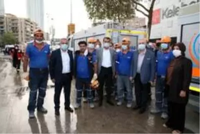 Başkan Şerifoğulları: 'Elazığ olarak tüm gücümüzle İzmirli kardeşlerimizin yanındayız' Başkan Şerifoğulları: 'Elazığ olarak tüm gücümüzle İzmirli kardeşlerimizin yanındayız'