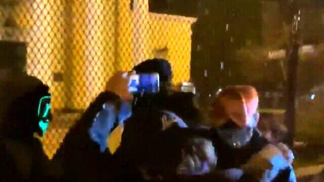 Beyaz Saray'ın önü karıştı! Protestocular arasındaki arbedeye polislerden müdahale