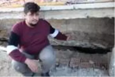 Afyonkarahisar'da zemindeki kayma ve evlerdeki çatlaklar mahalleliyi tedirgin etti