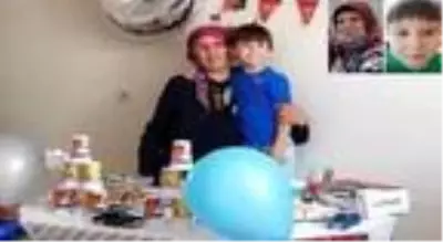 Depremde ölen anneanne ile torunu son yolculuklarına uğurlandı Depremde ölen anneanne ile torunu son yolculuklarına uğurlandı