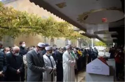 Son Dakika | İmar ve İskan eski Bakanı Prof. Dr. Ahmet Samsunlu son yolculuğuna uğurlandı Son Dakika | İmar ve İskan eski Bakanı Prof. Dr. Ahmet Samsunlu son yolculuğuna uğurlandı