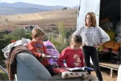 Isparta Belediyesi, kerpiç evde yaşayan aileye ev yapacak