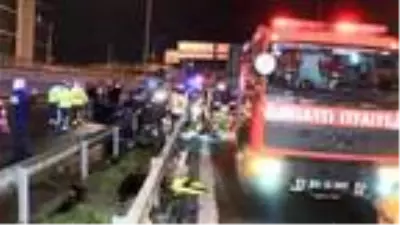 SARIYER'DE BARİYERLER OTOMOBİLE OK GİBİ SAPLANDI: 1 ÖLÜ SARIYER'DE BARİYERLER OTOMOBİLE OK GİBİ SAPLANDI: 1 ÖLÜ