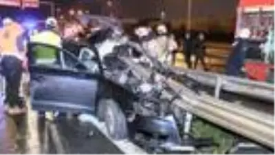 SARIYER'DE BARİYERLER OTOMOBİLE OK GİBİ SAPLANDI: 1 ÖLÜ SARIYER'DE BARİYERLER OTOMOBİLE OK GİBİ SAPLANDI: 1 ÖLÜ