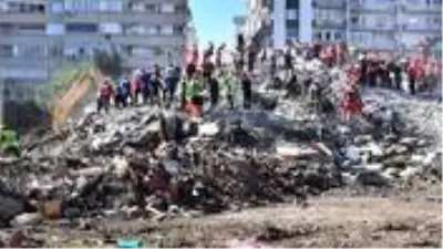 Son Dakika: İzmir'deki depremde can kaybı 114'e yükseldi, 137 kişinin tedavisi sürüyor Son Dakika: İzmir'deki depremde can kaybı 114'e yükseldi, 137 kişinin tedavisi sürüyor