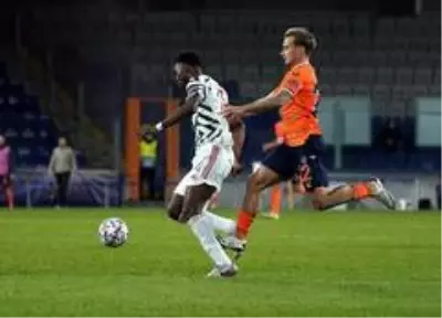 UEFA Şampiyonlar Ligi: Medipol Başakşehir: 2 Manchester United: 1 (Maç sonucu)