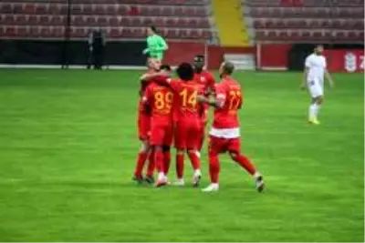 Ziraat Türkiye Kupası: H.K. Kayserispor: 5 Yomraspor: 0 Ziraat Türkiye Kupası: H.K. Kayserispor: 5 Yomraspor: 0