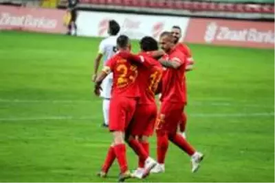 Ziraat Türkiye Kupası: H.K. Kayserispor: 5 Yomraspor: 0 Ziraat Türkiye Kupası: H.K. Kayserispor: 5 Yomraspor: 0