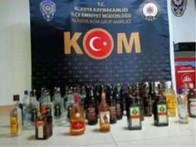 Son dakika... Alanya'da sahte ve kaçak içki operasyonu: 3 gözaltı Son dakika... Alanya'da sahte ve kaçak içki operasyonu: 3 gözaltı