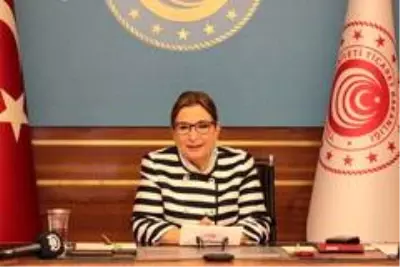 Bakan Pekcan: 'İlave gümrük vergileriyle yeniden değerlendirme yapıyoruz' Bakan Pekcan: 'İlave gümrük vergileriyle yeniden değerlendirme yapıyoruz'