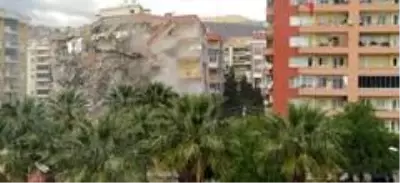 Barış Sitesi inşaat işçisi: 'Olacak ilk depremde bu binaların yıkılmasını bekliyorduk' Barış Sitesi inşaat işçisi: 'Olacak ilk depremde bu binaların yıkılmasını bekliyorduk'