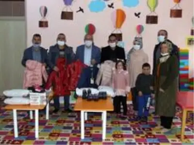 Belde Belediye Başkanı Arazay'dan, öğrencilere destek Belde Belediye Başkanı Arazay'dan, öğrencilere destek