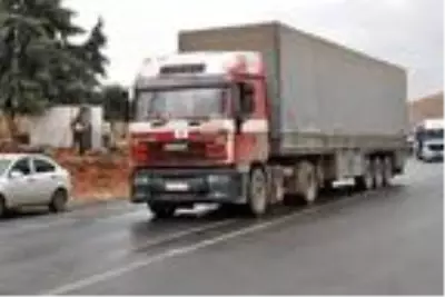 BM'den Suriye'ye 47 TIR insani yardım BM'den Suriye'ye 47 TIR insani yardım