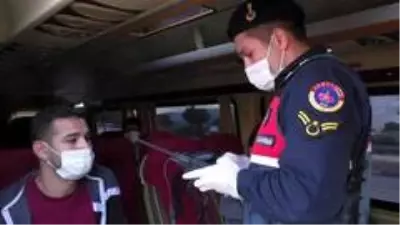 Buharkent'te Covid-19 ve asayiş denetimi yapıldı Buharkent'te Covid-19 ve asayiş denetimi yapıldı