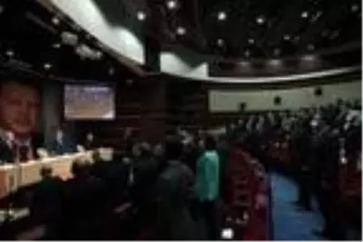 Erdoğan: Deprem konutlarını önümüzdeki yıl hak sahiplerine teslim etmiş olacağız Erdoğan: Deprem konutlarını önümüzdeki yıl hak sahiplerine teslim etmiş olacağız
