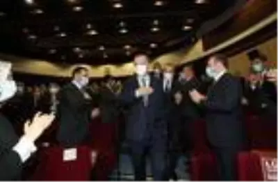 Erdoğan: Deprem konutlarını önümüzdeki yıl hak sahiplerine teslim etmiş olacağız Erdoğan: Deprem konutlarını önümüzdeki yıl hak sahiplerine teslim etmiş olacağız
