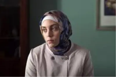 Netflix'in yeni Türk dizisi Bir Başkadır'dan ilk fragman yayınlandı Netflix'in yeni Türk dizisi Bir Başkadır'dan ilk fragman yayınlandı