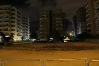 Rıza Bey Apartmanının enkazı kaldırıldı, geriye acılar kaldı Rıza Bey Apartmanının enkazı kaldırıldı, geriye acılar kaldı