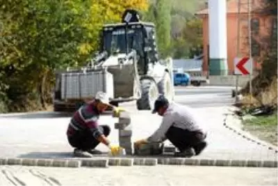 Keçiören Belediyesi köy yollarını yeniledi Keçiören Belediyesi köy yollarını yeniledi