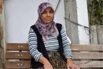 Balıkesir'de yıldırım isabet etmesi sonucu yaralanan kadın taburcu edildi Balıkesir'de yıldırım isabet etmesi sonucu yaralanan kadın taburcu edildi