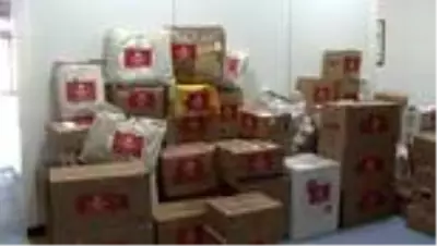 Afyonkarahisar Bahçeşehir Koleji'nden İzmir'e yardım malzemesi Afyonkarahisar Bahçeşehir Koleji'nden İzmir'e yardım malzemesi