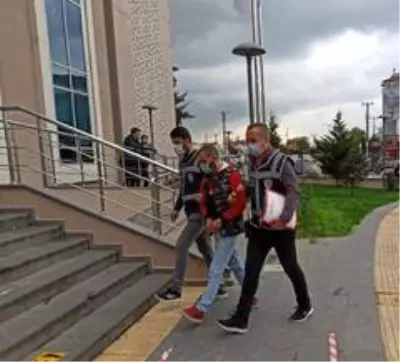Azılı hırsız yakayı ele verdi Azılı hırsız yakayı ele verdi