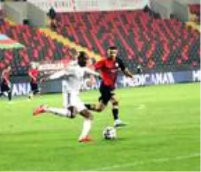 Beşiktaş: 3-1 Beşiktaş: 3-1