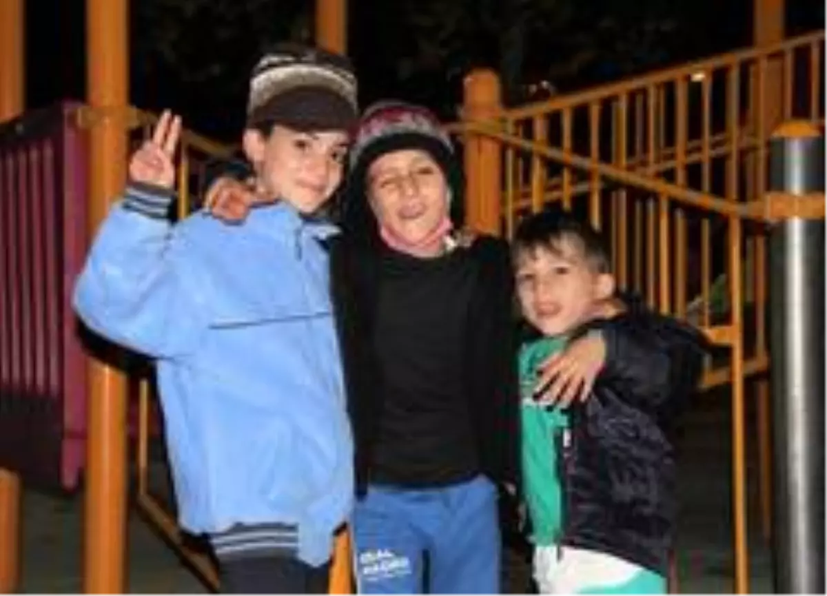 Çadır kentlerde yaşam mücadelesi sürüyor