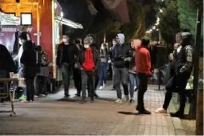 Çadır kentlerde yaşam mücadelesi sürüyor Çadır kentlerde yaşam mücadelesi sürüyor