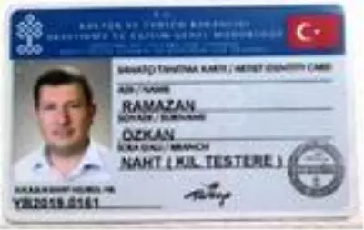 Çocuğunun ödevi ile başladı 'devlet sanatçısı' oldu Çocuğunun ödevi ile başladı 'devlet sanatçısı' oldu