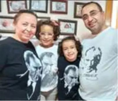 Depremde 4 torunuyla ölen babaanne hayatını torunlarına adamış Depremde 4 torunuyla ölen babaanne hayatını torunlarına adamış