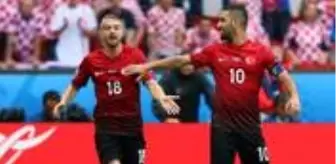 Mert Çetin: Fenerbahçeli Caner Erkin, 3 yıl sonra A Milli Takım'ın aday kadrosuna seçildi Mert Çetin: Fenerbahçeli Caner Erkin, 3 yıl sonra A Milli Takım'ın aday kadrosuna seçildi