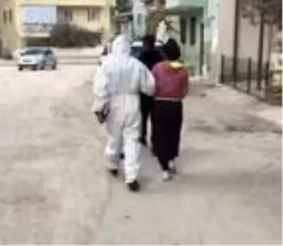 Jandarma, hırsızlık şüphelilerini 'filyasyon ekibi' görünümüyle yakaladı