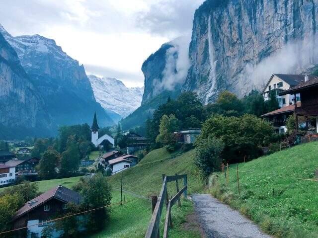 İsveç nerede? İsveç kronu nedir? İsveç nüfusu kaçtır? İsveç bayrağı nasıldır? İsveç para birimi nedir? İsveç başkenti neresidir?