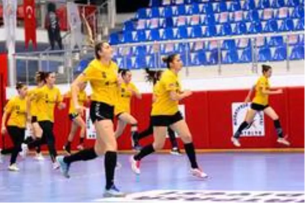 Muratpaşa Belediyespor, lider Kastamonu Belediyesi'ni ağırlayacak