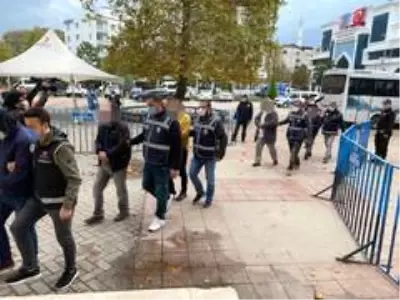 Son dakika haberleri: Ordu merkezli 6 ilde silah kaçakçılarına yönelik düzenlenen operasyon Son dakika haberleri: Ordu merkezli 6 ilde silah kaçakçılarına yönelik düzenlenen operasyon