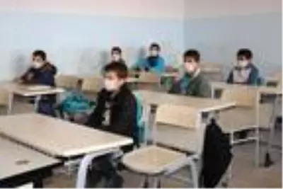 Son dakika haberleri | Savaş mağdurlarının kaldığı kamplarda koronavirüs vaka sayısı 441'e çıktı Son dakika haberleri | Savaş mağdurlarının kaldığı kamplarda koronavirüs vaka sayısı 441'e çıktı