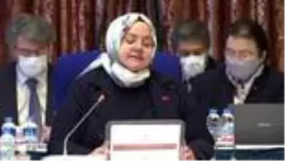 Selçuk: 'Çocuklarımızı dijital ortamdaki risklere karşı korumaktayız' Selçuk: 'Çocuklarımızı dijital ortamdaki risklere karşı korumaktayız'
