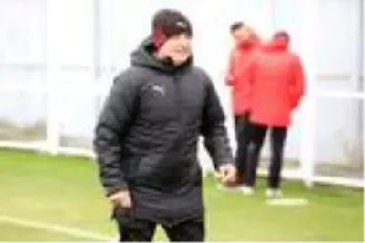 Sivasspor'da Galatasaray maçı hazırlıkları başladı Sivasspor'da Galatasaray maçı hazırlıkları başladı