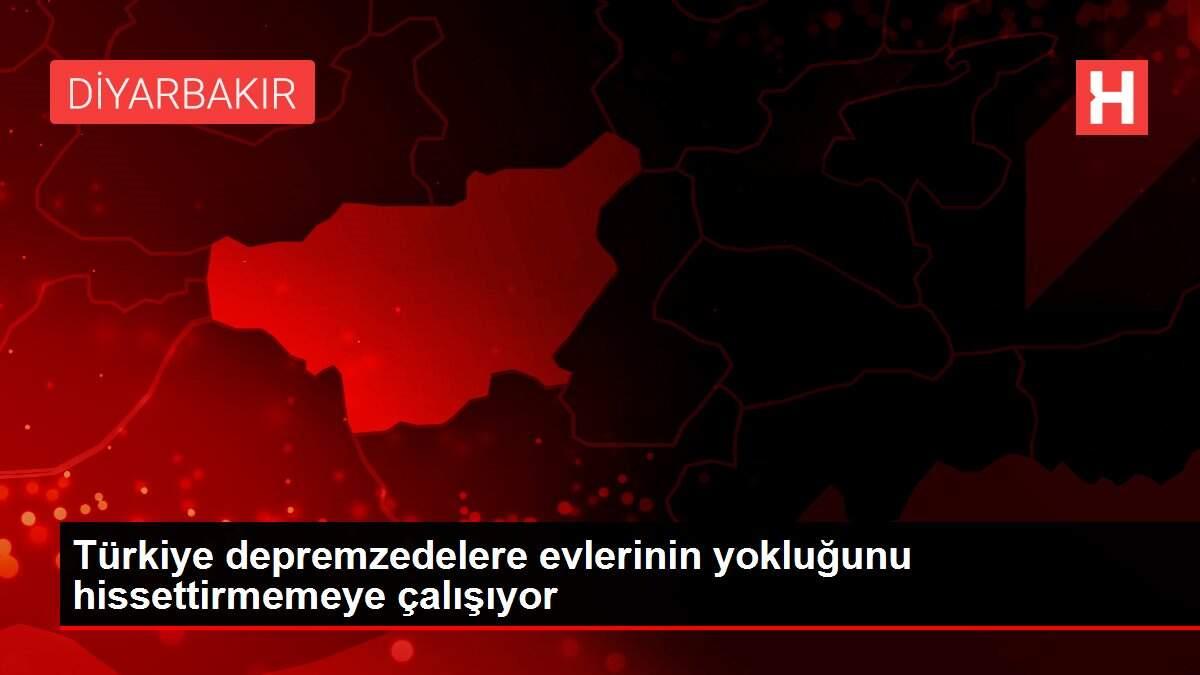 Türkiye depremzedelere evlerinin yokluğunu hissettirmemeye çalışıyor Türkiye depremzedelere evlerinin yokluğunu hissettirmemeye çalışıyor