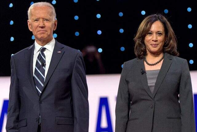 ABD başkanlık seçimini Biden'ın kazanmasının ardından Kamala Harris, ilk kadın ve siyahi başkan yardımcısı oldu ABD başkanlık seçimini Biden'ın kazanmasının ardından Kamala Harris, ilk kadın ve siyahi başkan yardımcısı oldu