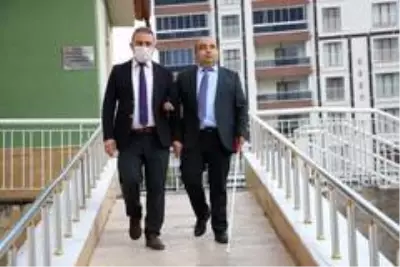 Görme engeli başarısına engel olamadı Görme engeli başarısına engel olamadı