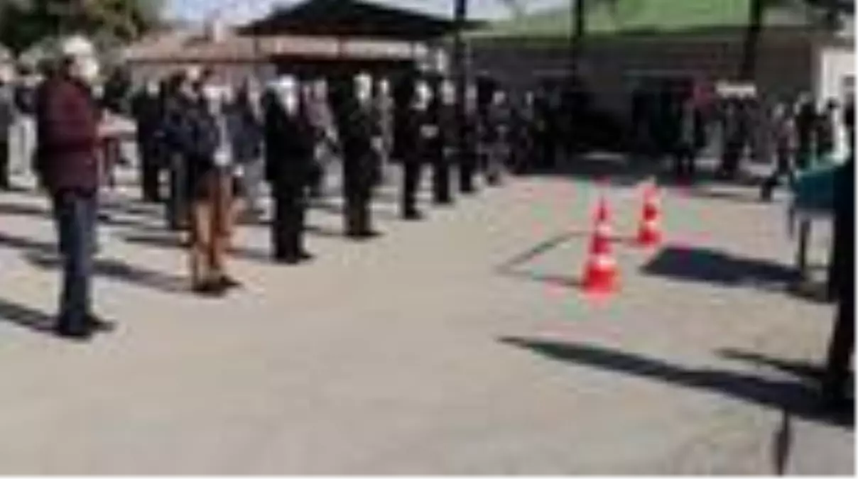 Korona virüsten vefat eden 'Ama Hafız' son yolculuğuna uğurladı
