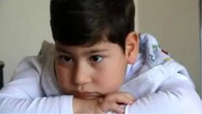 Küçük Enes, tek hayali olan yürümek için yardım bekliyor Küçük Enes, tek hayali olan yürümek için yardım bekliyor